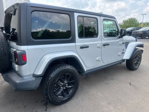 Used 2023 Jeep Wrangler Unlimited Sport AWD/4WD image 6