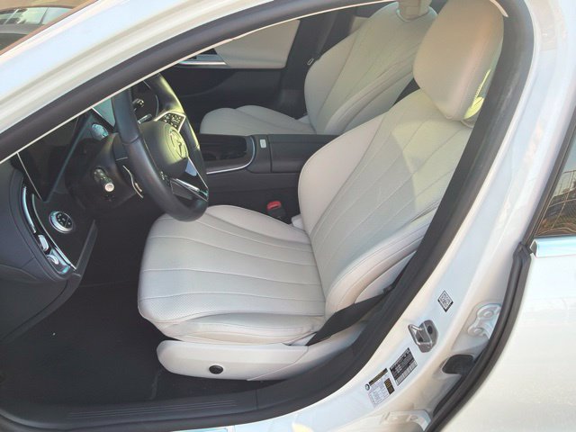 Used 2024 Mercedes-Benz E 350 4MATIC Sedan image 11