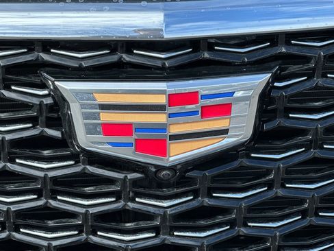 Used 2024 Cadillac XT4 Premium Luxury w/ Active Safety Package image 43