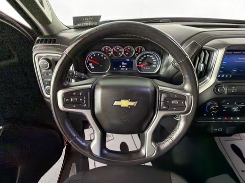 Used 2021 Chevrolet Silverado 1500 LT image 11