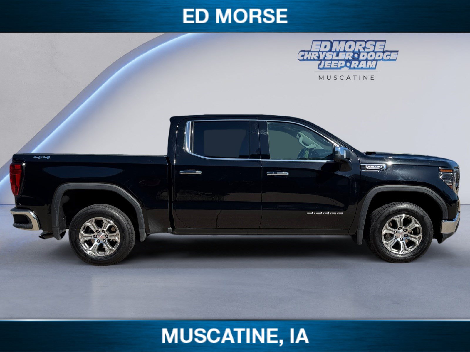 Used 2025 GMC Sierra 1500 SLT AWD/4WD image 6