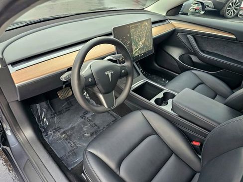 Used 2023 Tesla Model 3 Standard Range image 15