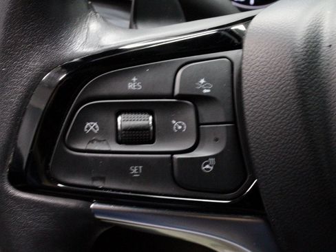 Used 2024 Buick Enclave Premium image 30