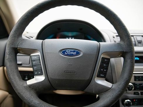 Used 2010 Ford Fusion SE image 30