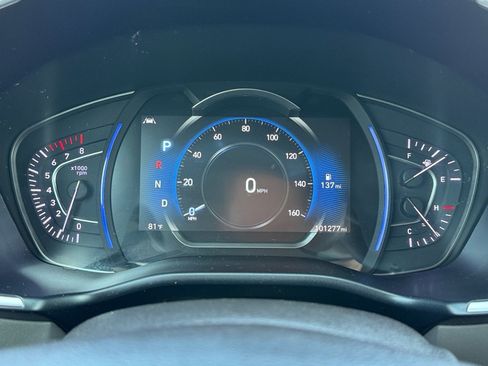 Used 2019 Hyundai Santa Fe SEL w/ Cargo Package AWD/4WD image 17