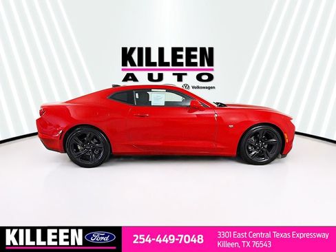 Used 2023 Chevrolet Camaro LT image 9