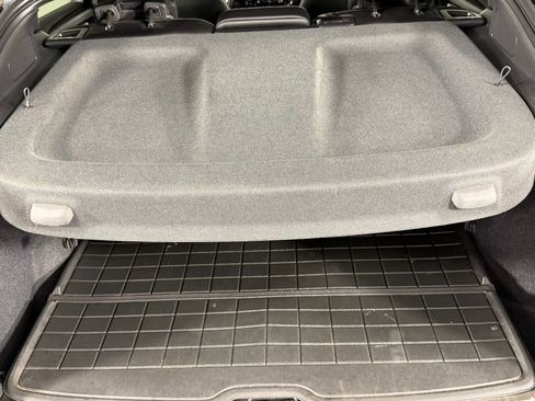 Used 2023 Volvo C40 P8 Recharge Ultimate w/ Protection Package Premier image 27