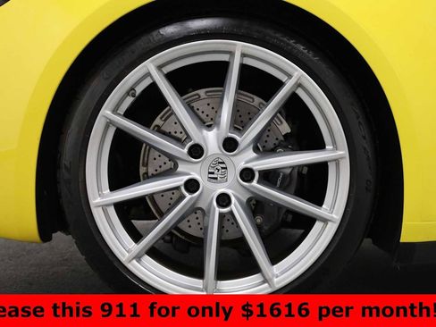 Certified 2022 Porsche 911 Carrera image 37