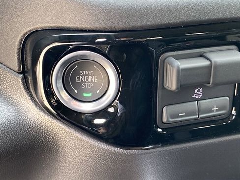 New 2026 Chevrolet Silverado 1500 LT w/ Z71 Off-Road Package image 18