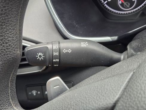 Used 2023 Hyundai Santa Fe SE w/ Winter Weather Package image 25