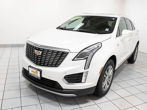 Certified 2023 Cadillac XT5 Premium Luxury AWD/4WD image 1