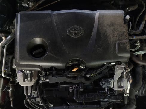 Used 2020 Toyota Camry SE image 30