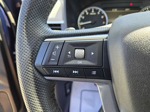 Used 2025 Mitsubishi Outlander SE FWD image 16