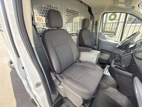 Used 2019 Ford Transit 150 130 Low Roof RWD image 24