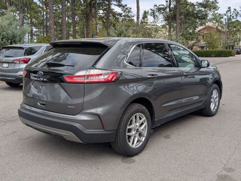 Used 2024 Ford Edge SEL image 3