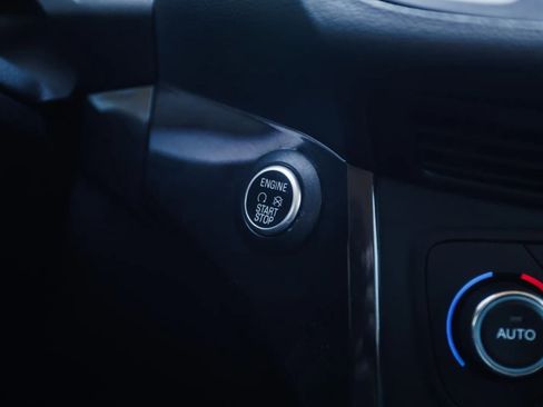 Used 2017 Ford Escape Titanium image 20