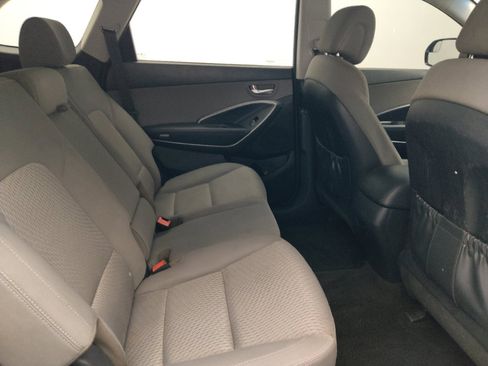 Used 2019 Hyundai Santa Fe XL SE FWD image 19