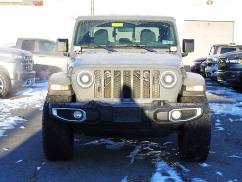 Certified 2022 Jeep Gladiator Sport image 7