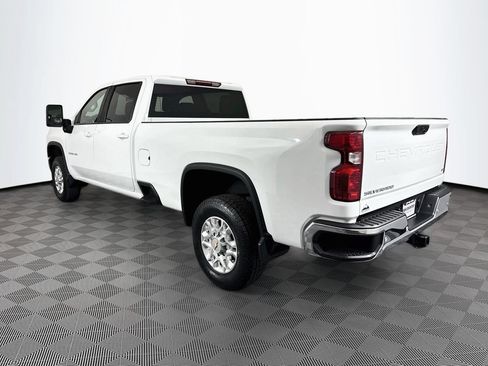 Used 2023 Chevrolet Silverado 3500 LT w/ Convenience Package AWD/4WD image 5