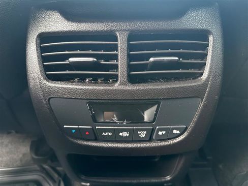 Used 2015 Acura MDX w/ Technology Package AWD/4WD image 27