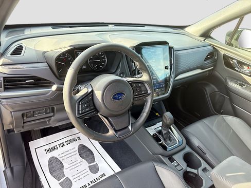 Used 2025 Subaru Forester Limited image 10