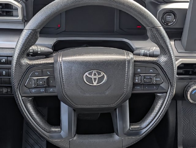 Used 2025 Toyota Tacoma SR5 AWD/4WD image 13