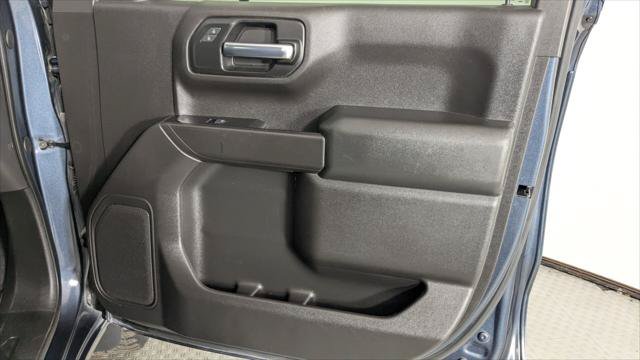 Used 2020 Chevrolet Silverado 1500 Custom Trail Boss w/ Custom Convenience Package AWD/4WD image 22