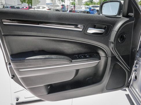 Used 2023 Chrysler 300 S RWD image 14