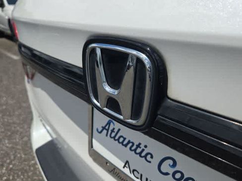Used 2024 Honda Odyssey Sport image 11