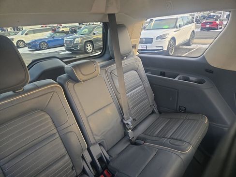 Used 2019 Lincoln Navigator Black Label w/ Cargo Package image 22