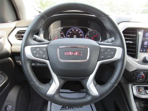 Used 2023 GMC Acadia SLT w/ Elevation Edition AWD/4WD image 17