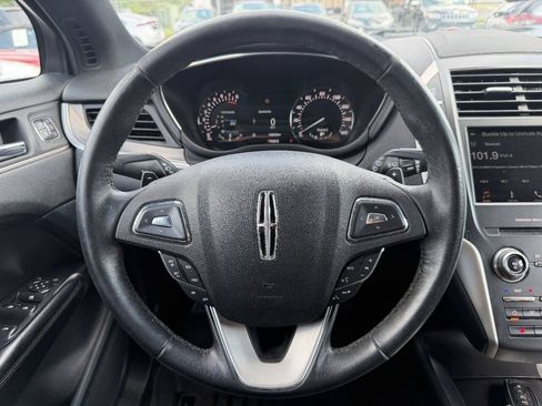 Used 2017 Lincoln MKC Premiere FWD image 17