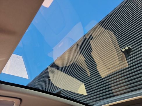 New 2026 Porsche Cayenne S image 40