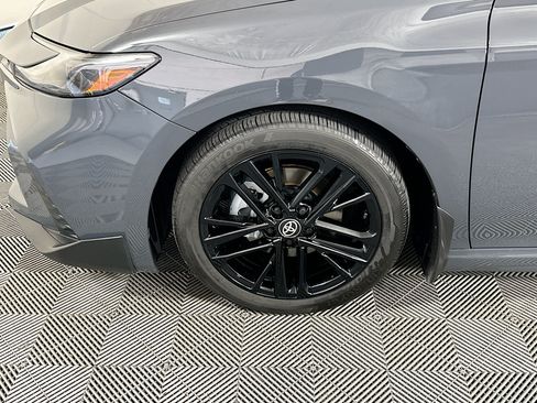 Certified 2025 Toyota Camry SE FWD image 11