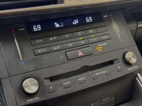 Used 2016 Lexus IS 300 AWD w/ Navigation System Package image 16