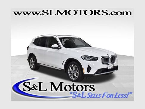 Used 2024 BMW X3 xDrive30i AWD/4WD image 1