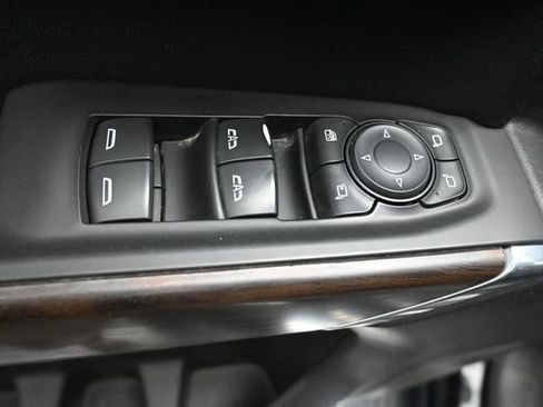 Used 2021 GMC Sierra 1500 SLT w/ SLT Premium Package AWD/4WD image 12
