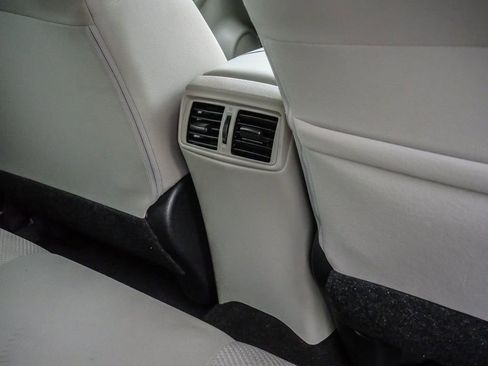 Used 2020 Nissan Rogue Sport SV FWD image 21