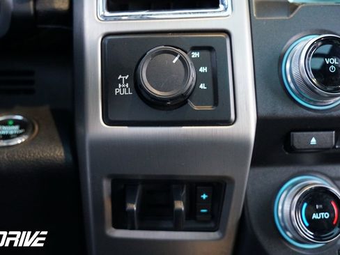 Used 2017 Ford F350 Platinum w/ Platinum Ultimate Package image 32