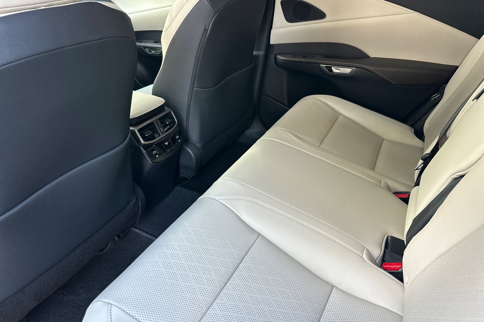 New 2026 Lexus RX 350 Premium Plus w/ Convenience Package AWD/4WD image 9