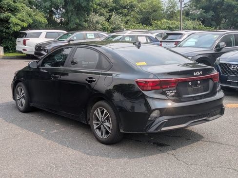 Used 2024 Kia Forte LXS FWD image 4