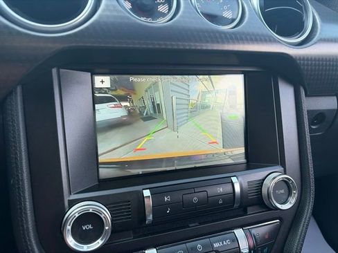 Used 2018 Ford Mustang GT Premium w/ GT Performance Package RWD image 16