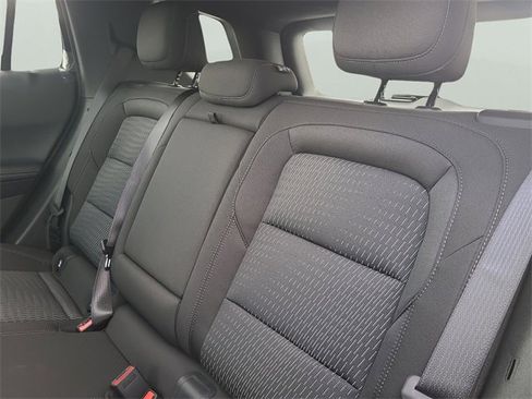 New 2026 Chevrolet Equinox LT image 10