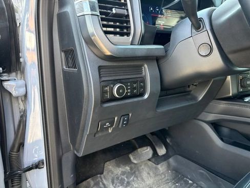 Used 2025 Ford F350 Platinum AWD/4WD image 15