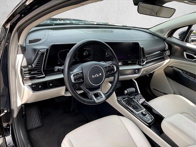 Used 2023 Kia Sportage EX FWD image 13