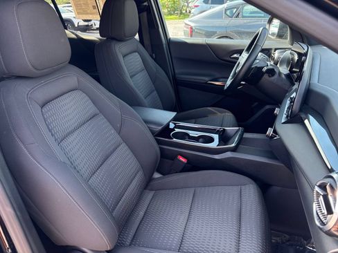 Used 2025 Chevrolet Equinox LT AWD/4WD image 37