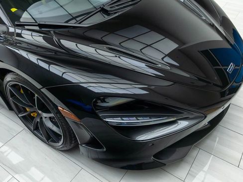 Used 2018 McLaren 720S Performance RWD image 2