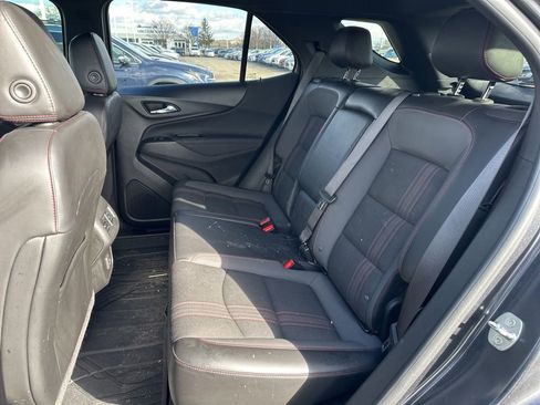 Used 2022 Chevrolet Equinox RS w/ Infotainment Package image 14