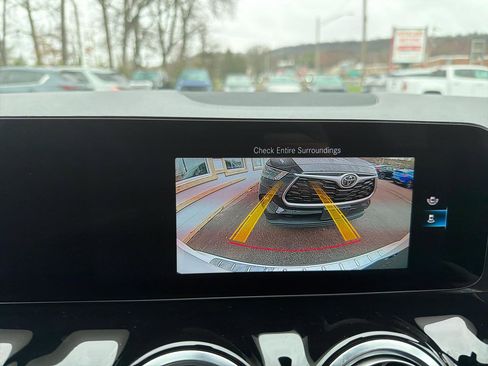 Used 2023 Mercedes-Benz GLA 250 4MATIC image 31