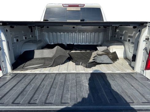 Used 2019 Chevrolet Silverado 1500 LT Trail Boss image 9